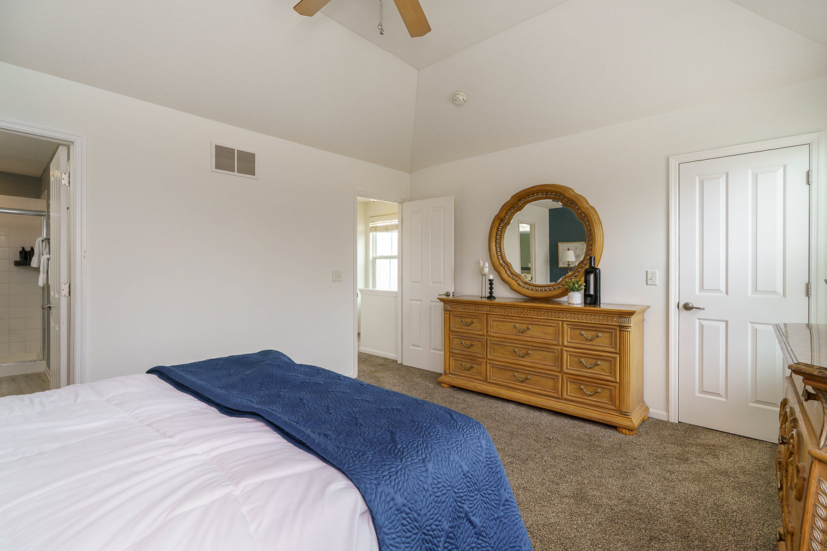 413 Westgreen Ln-47