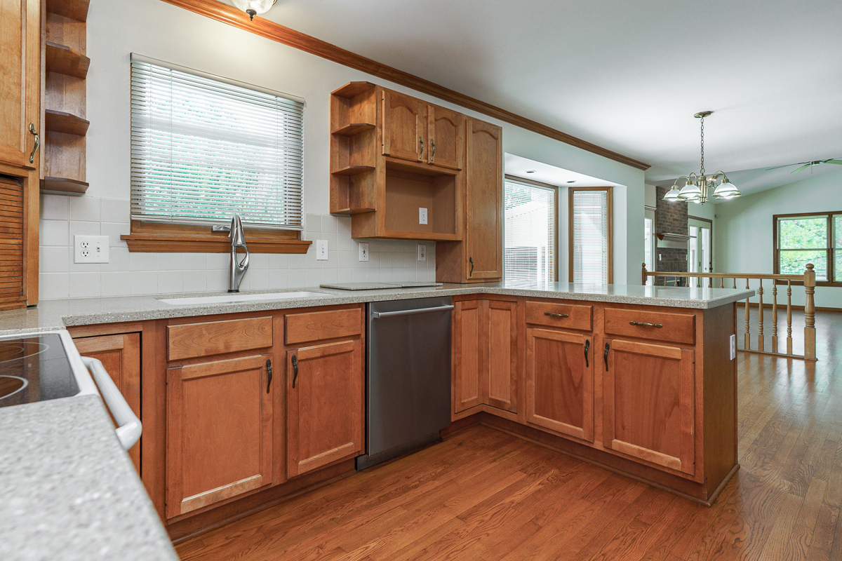 5641 Davidson Rd-27