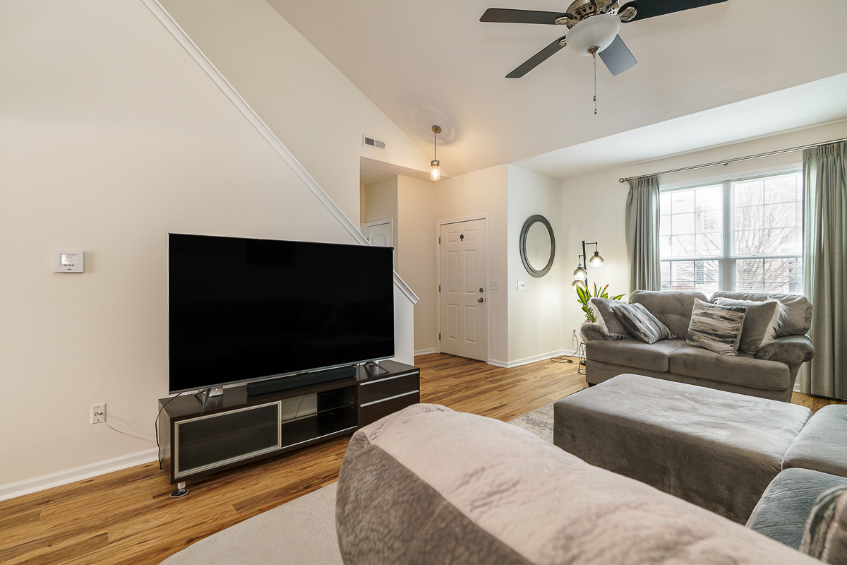 5792 Buckhannon St-11