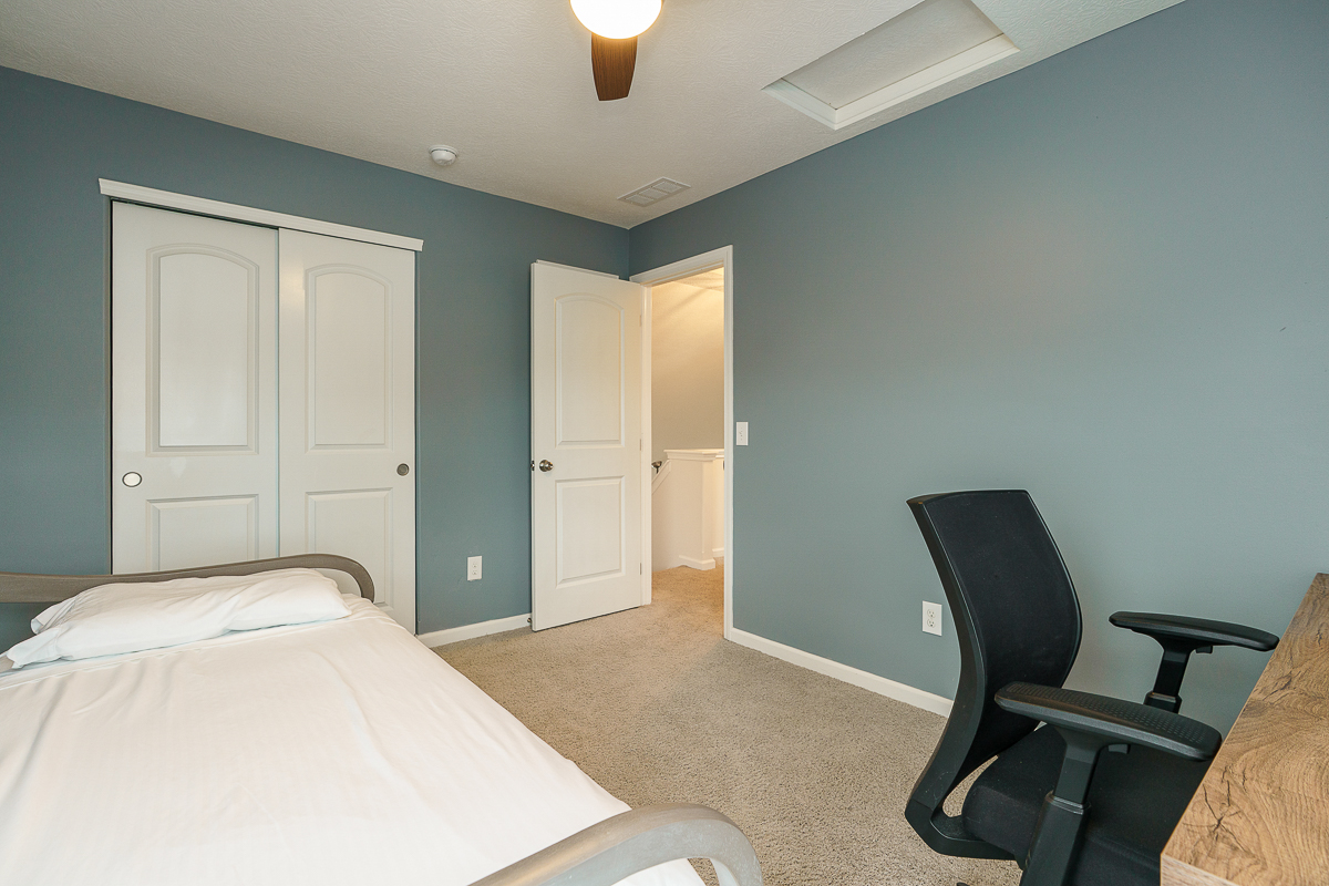 5792 Buckhannon St-27