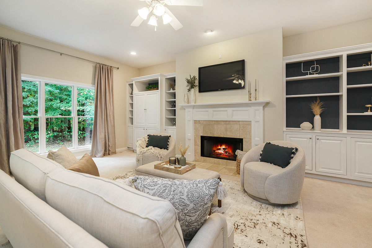 6061 Highland Hills Dr-21