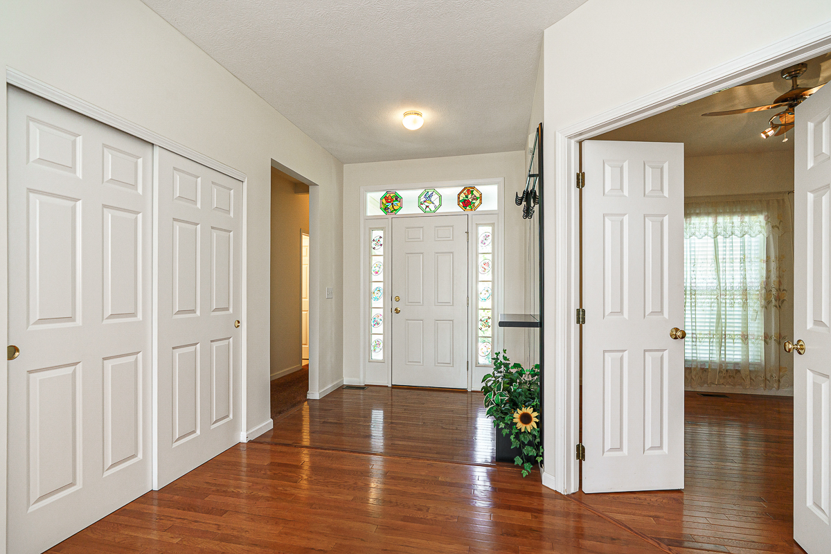 6177 Woodsview Way-22