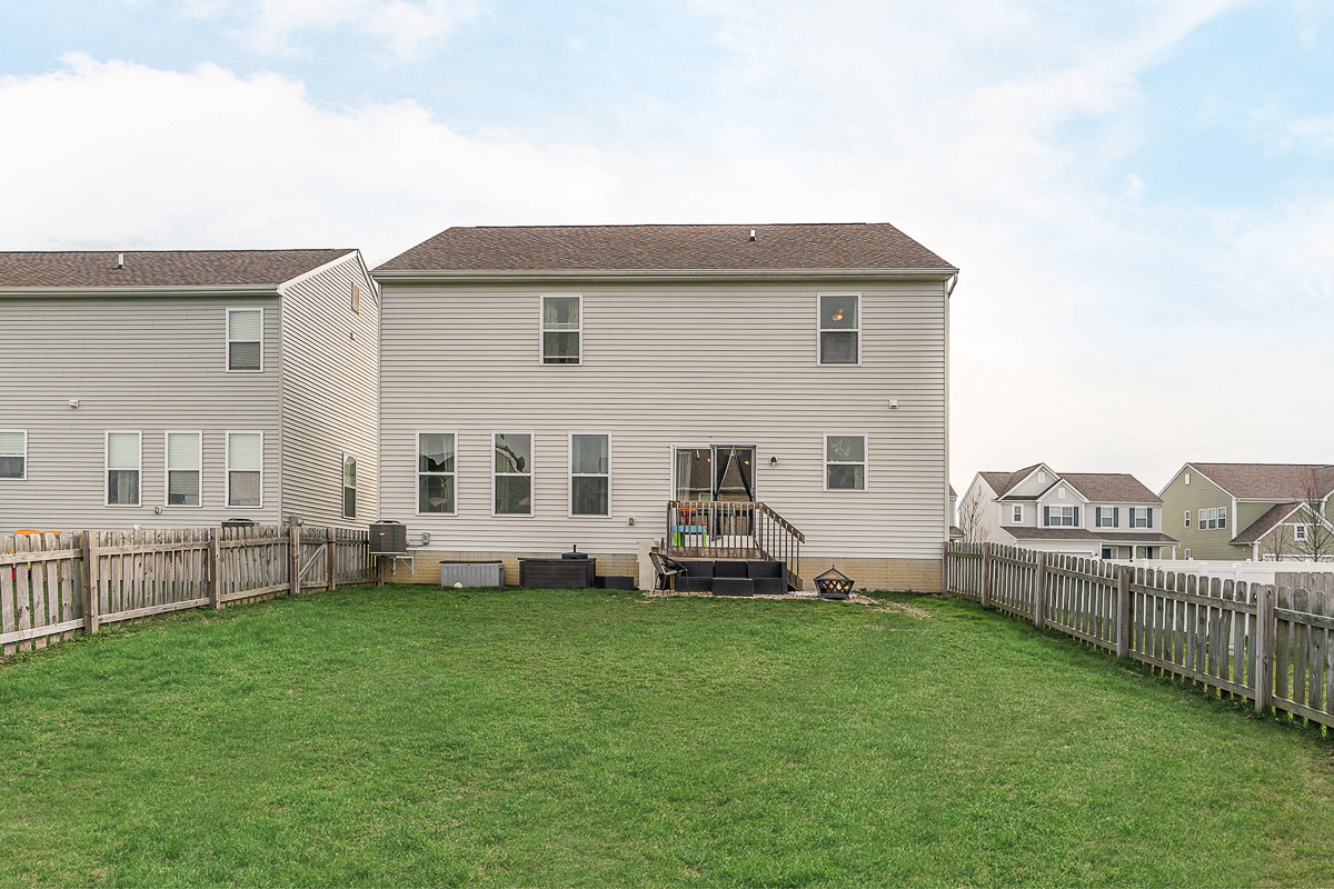 623 Azalea Fields Dr-14