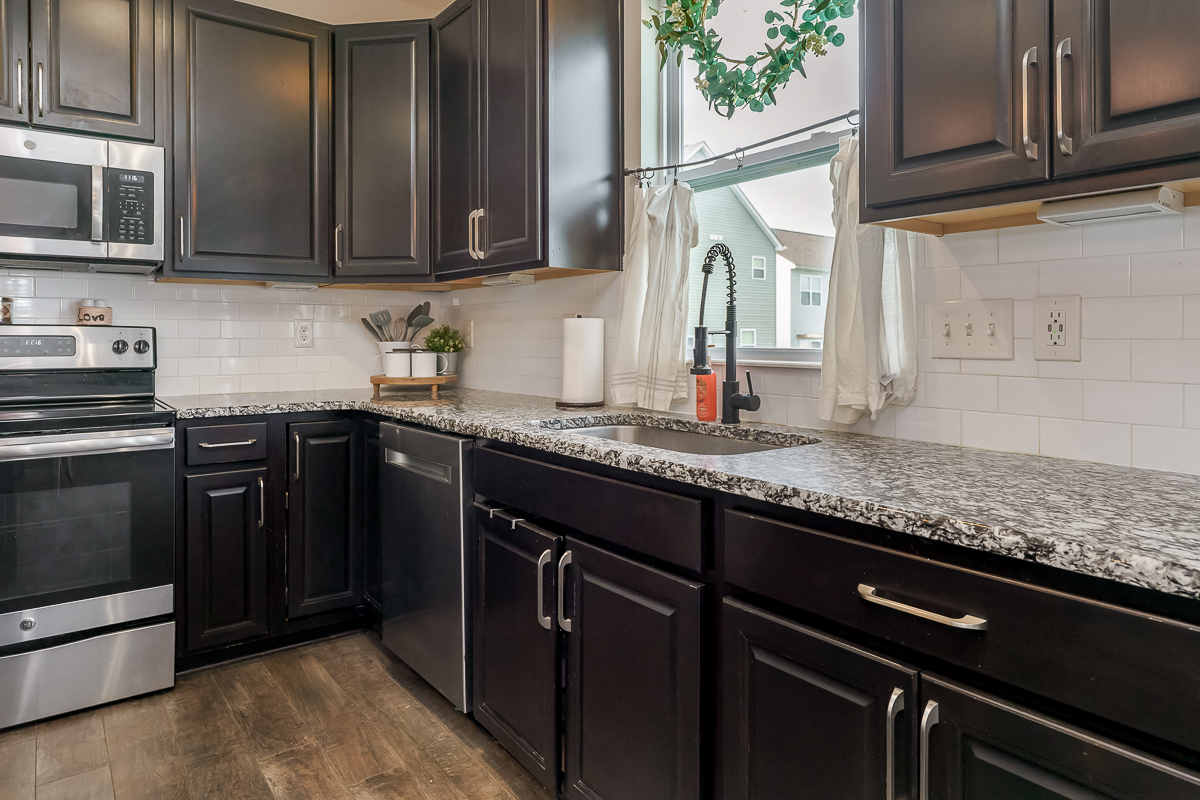 623 Azalea Fields Dr-25