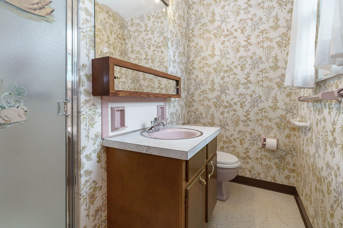 6297 Barberry Hollow-30