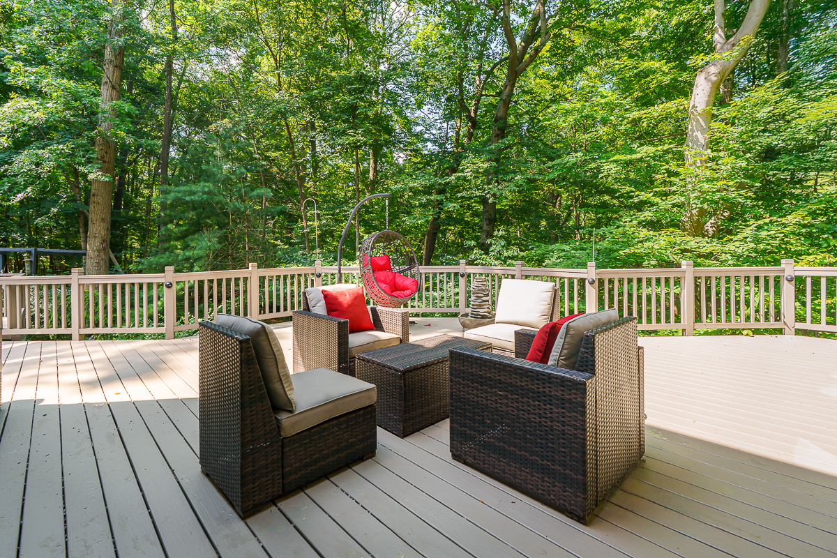 630 Woods Hollow Ln-21