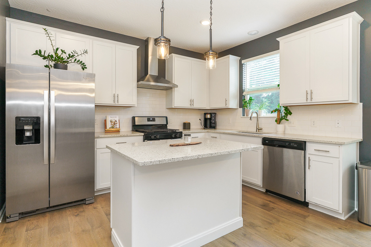 643 Buena Park Dr.-19