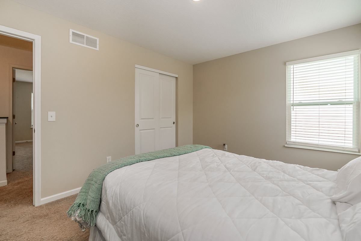 643 Buena Park Dr.-34