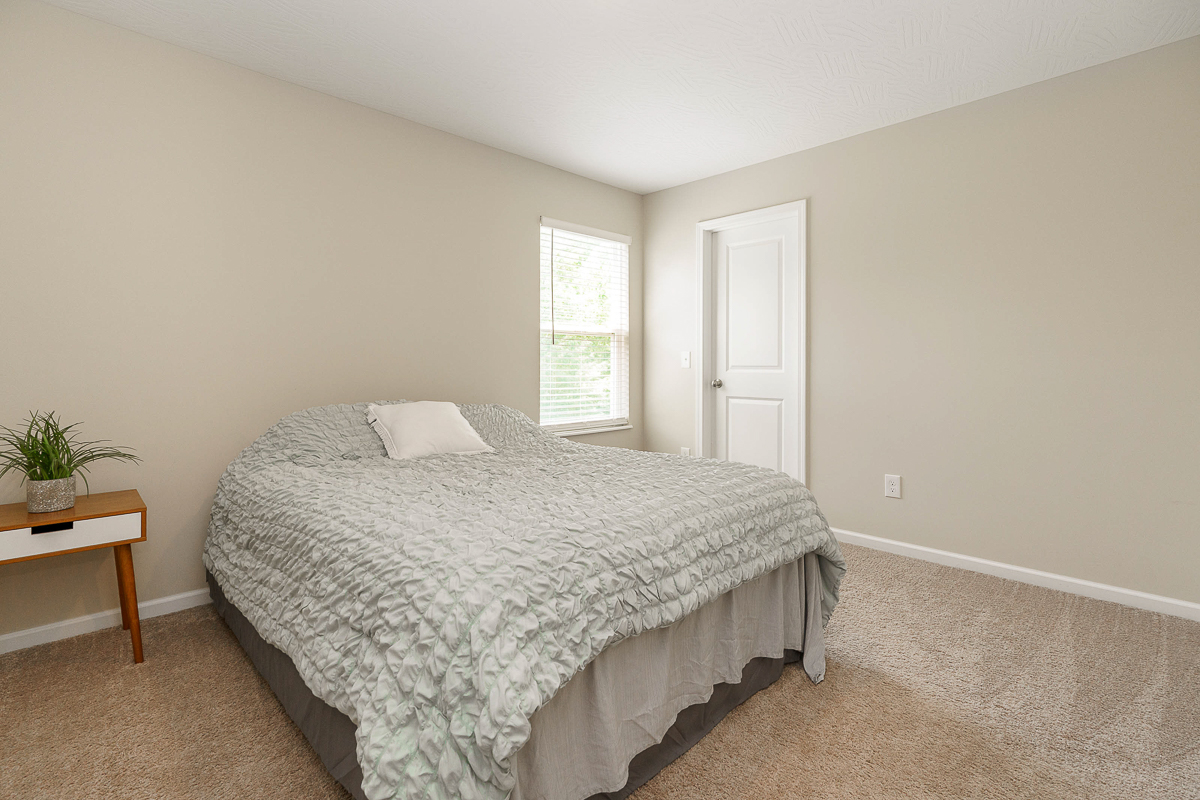 643 Buena Park Dr.-36