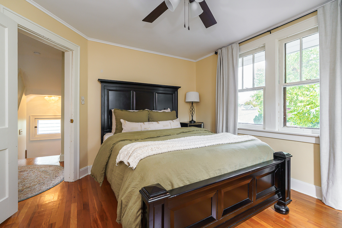 698 s Remington Rd-35