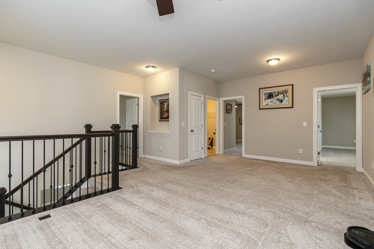 7365 Willowbush Dr-23