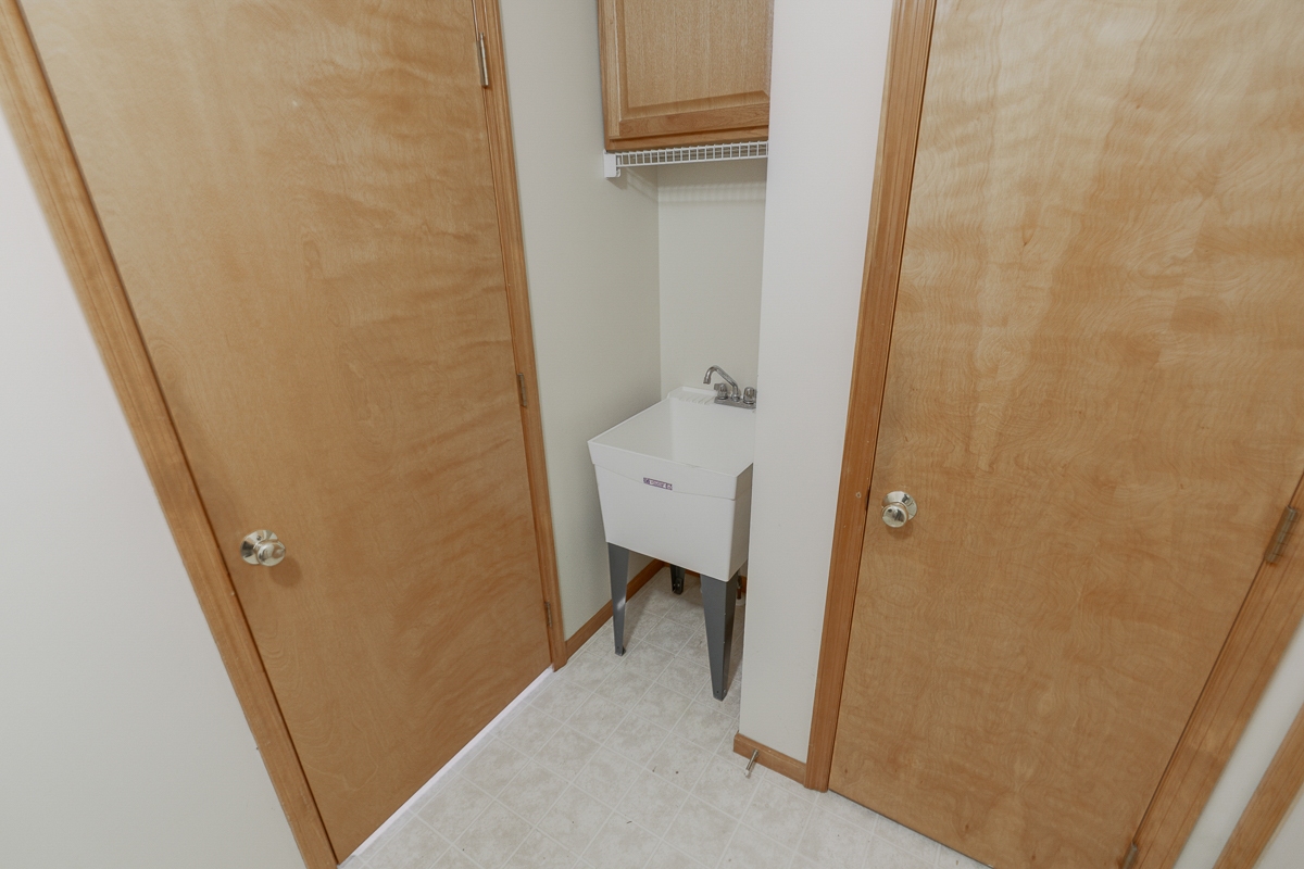 7962 Earldale Ct-22