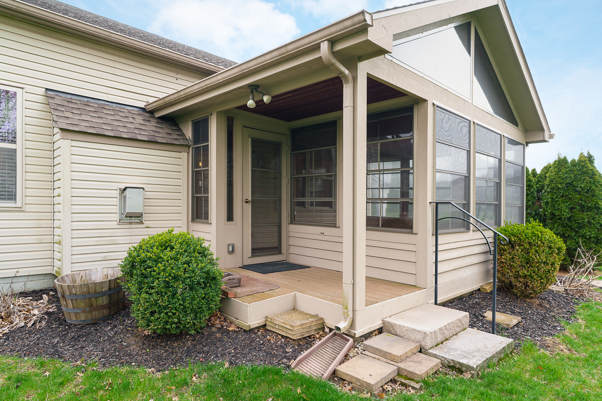 7962 Earldale Ct-6