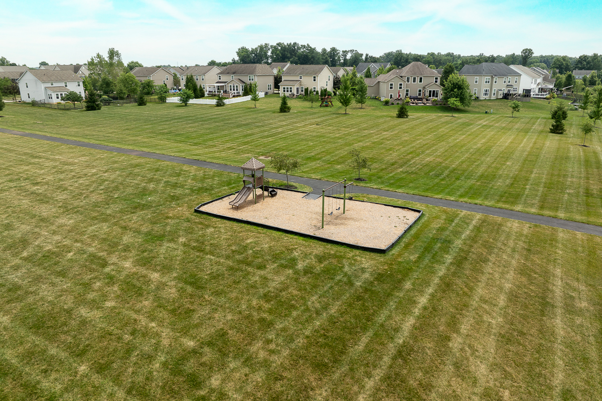 797 Oakley Dr-51