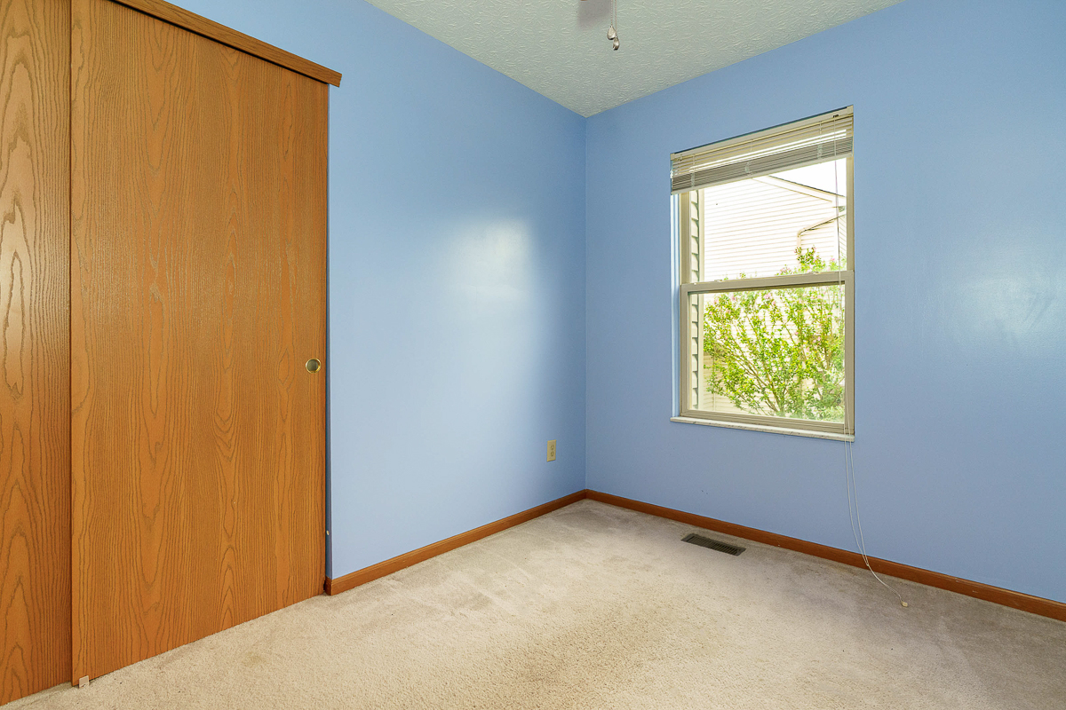 8126 Mandalay Rd-42