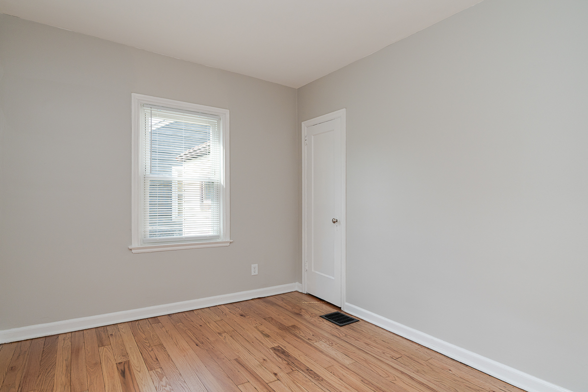 816 E. Melrose Ave -17