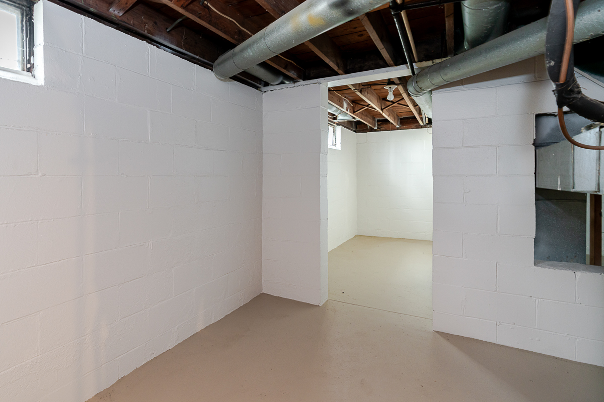 816 E. Melrose Ave -27