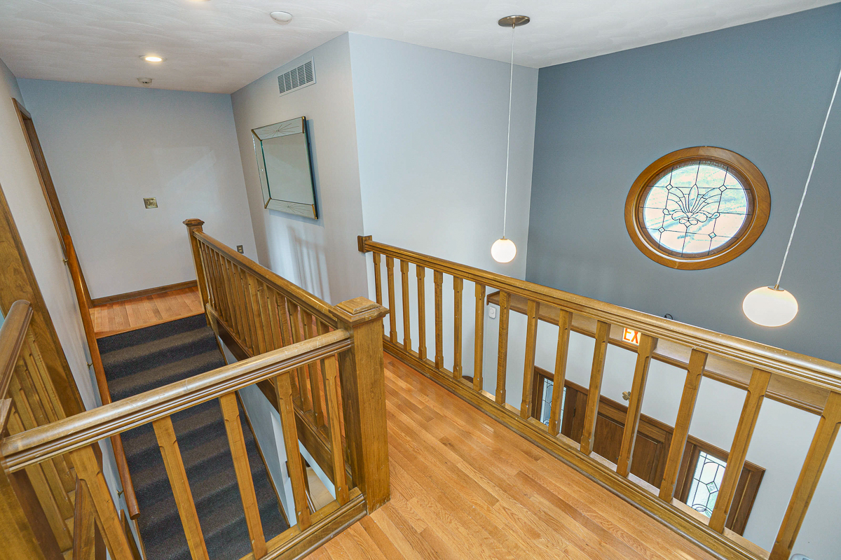 8176 Lake Bluff Ct-42