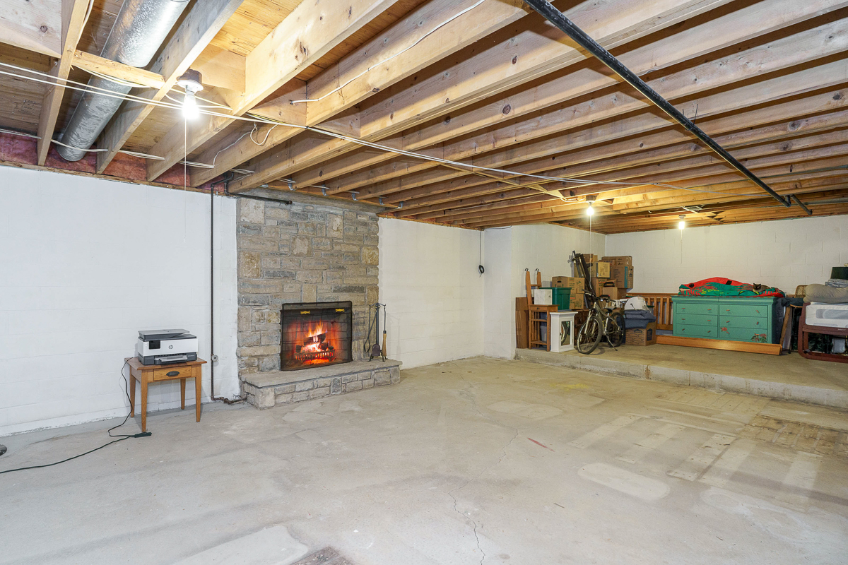 8176 Lake Bluff Ct-61