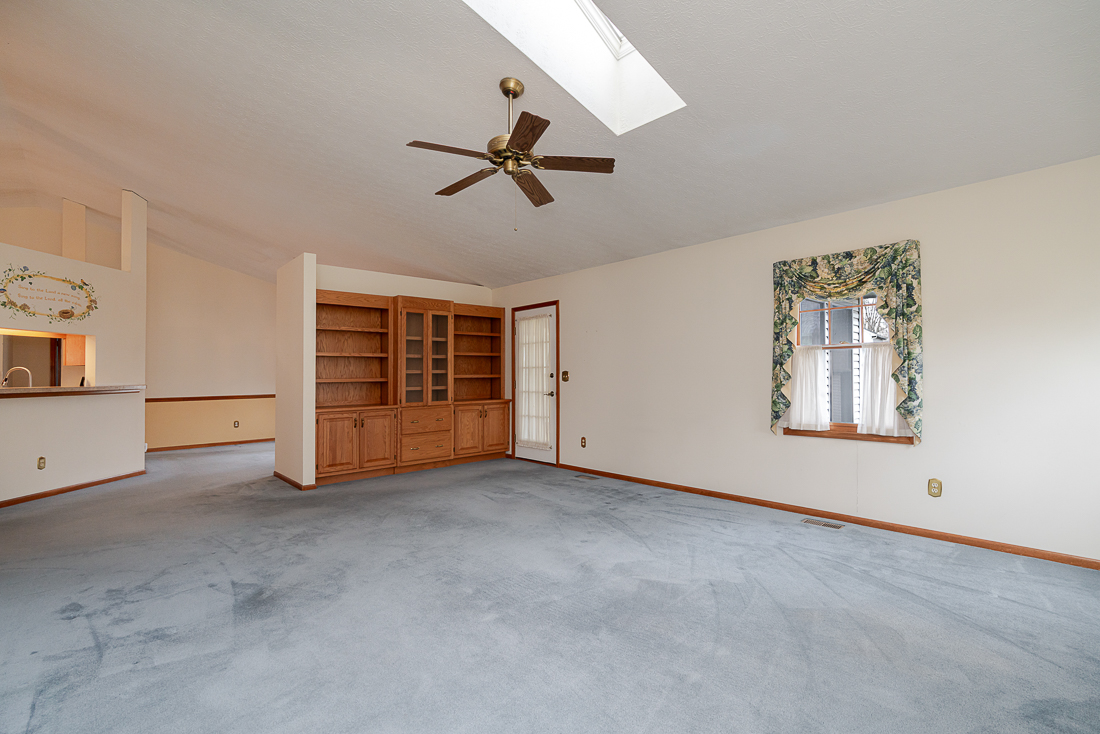 6392 CLAYPOOL Ct--11