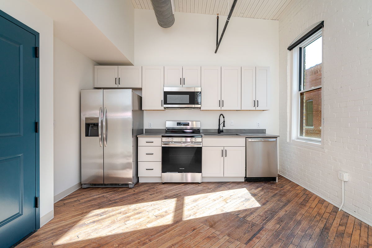 219 N Columbus St-33