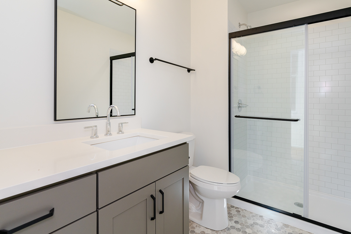 219 N Columbus St-34