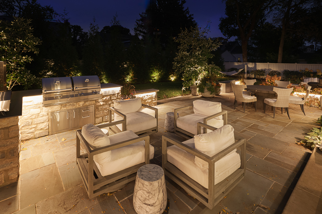 1968 N Devon Rd---10-22-25-9