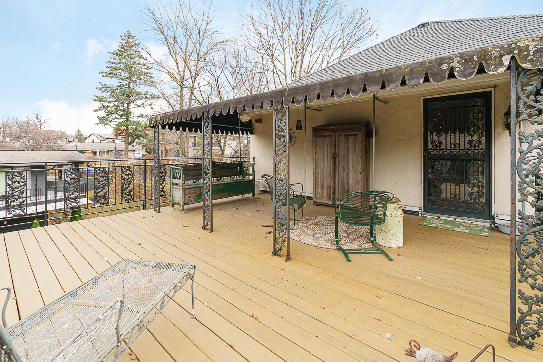 1631 Roxbury Rd F3-37