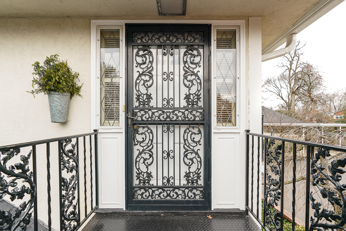 1631 Roxbury Rd F3-9