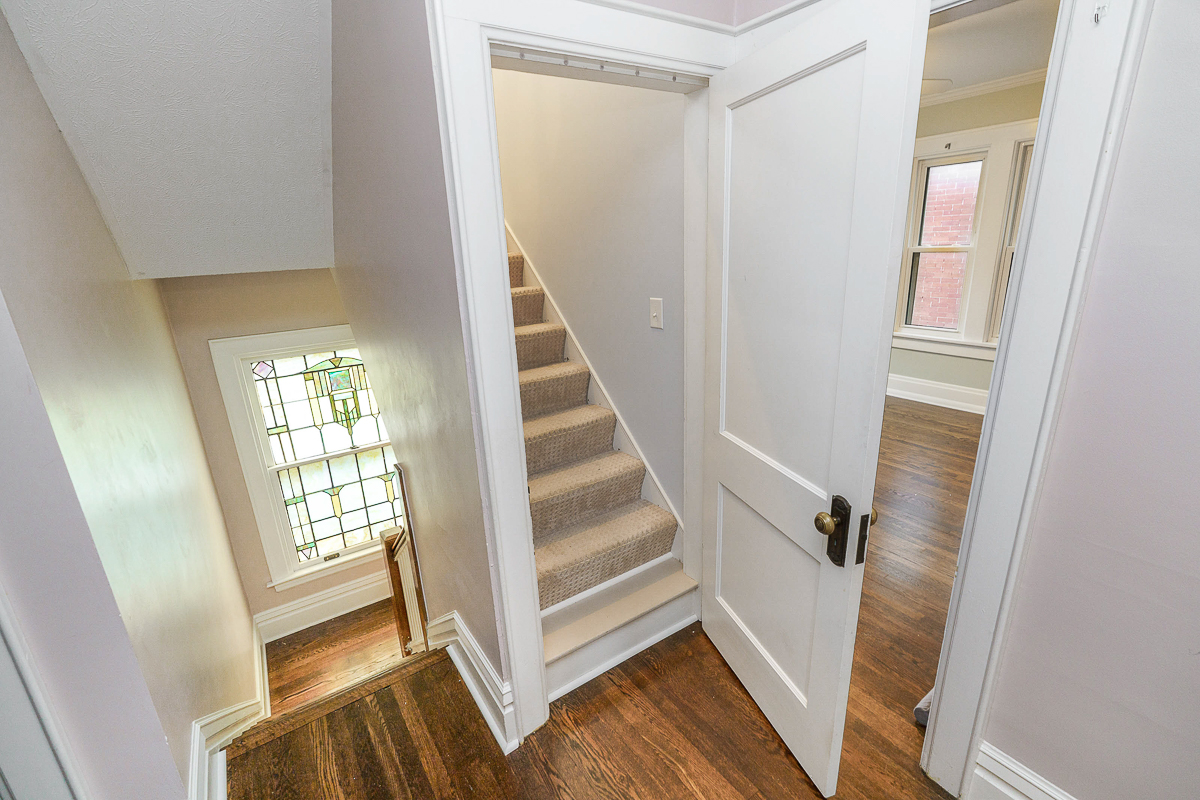 1833 Franklin Avenue-52