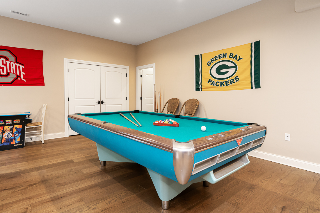 7286 Lambton Green N Interiors-12