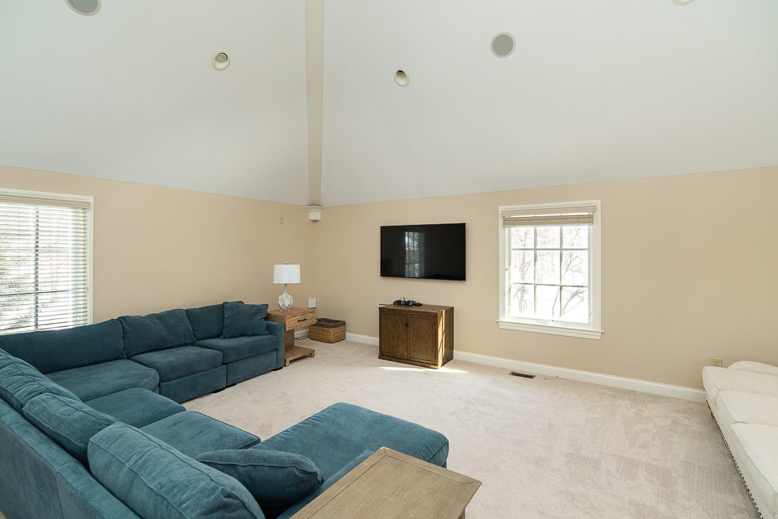 7286 Lambton Green N Interiors-53