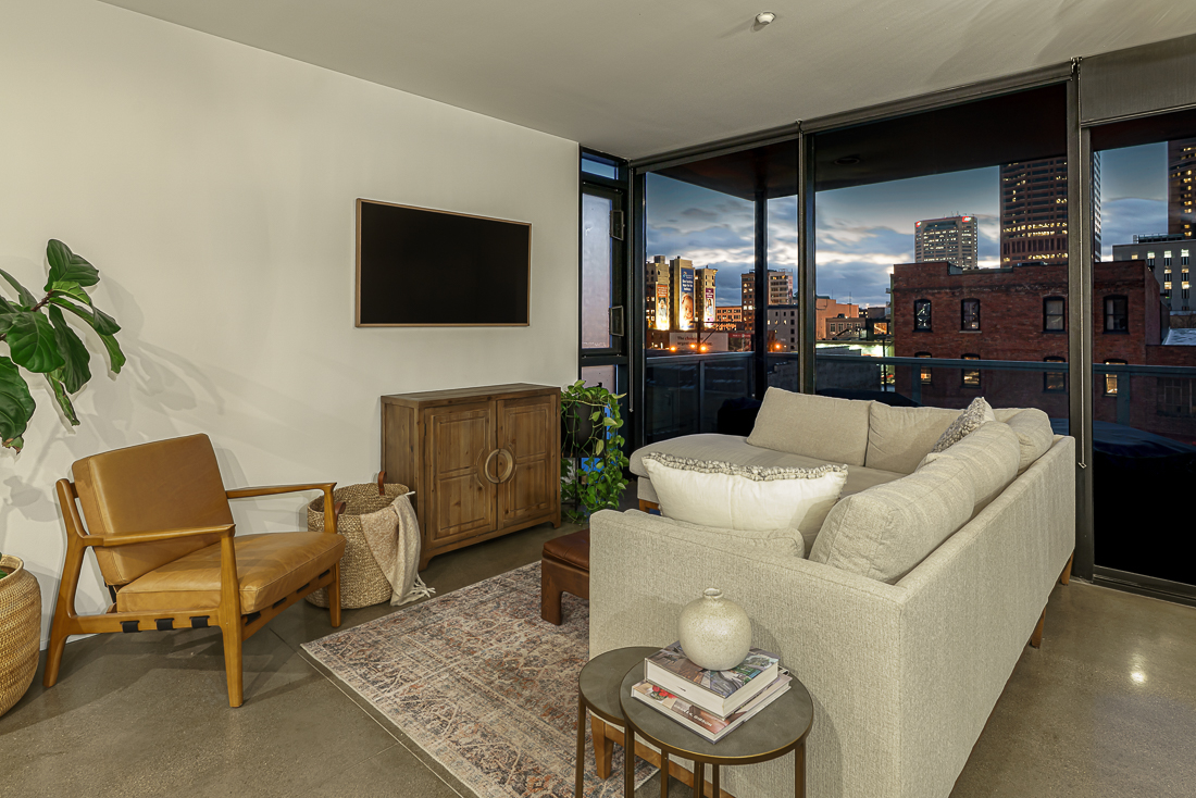 225 N 4th St. #301 TL-2