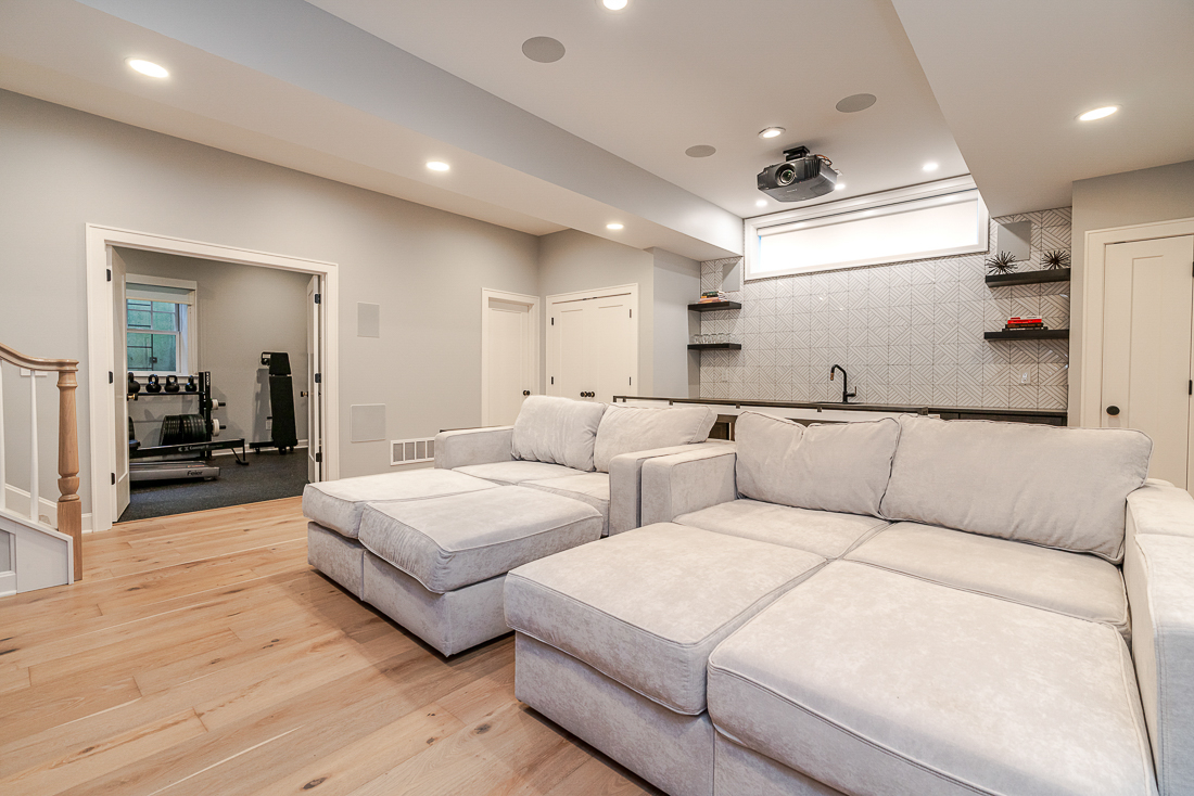 1968 N Devon Rd.-113