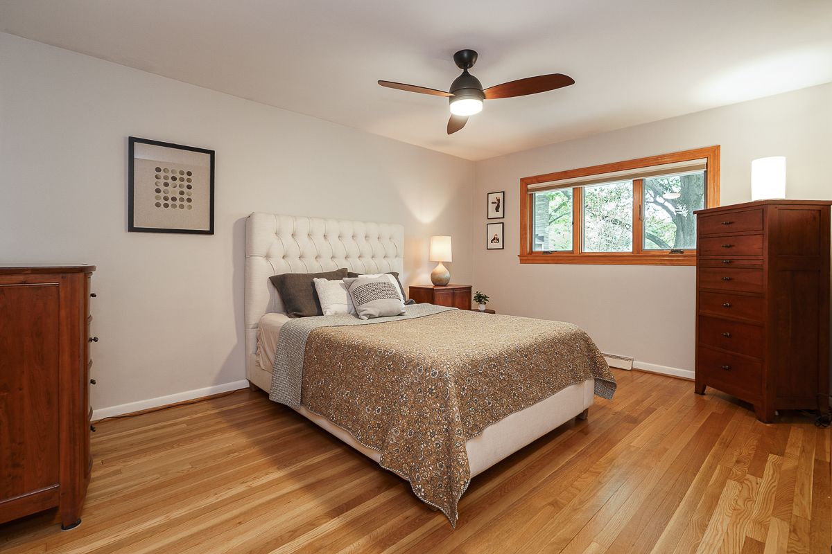 3965 Wynding Dr edit-18