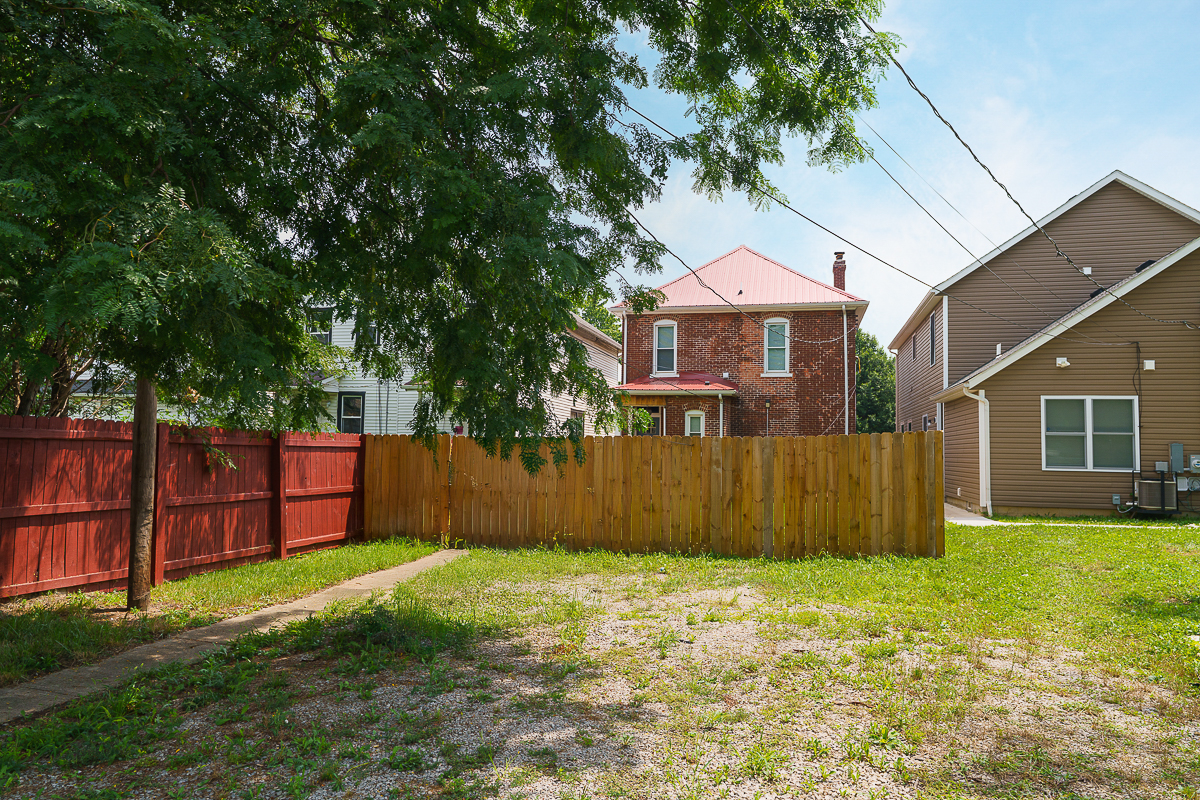 1055 Wilson Ave Exteriors-6